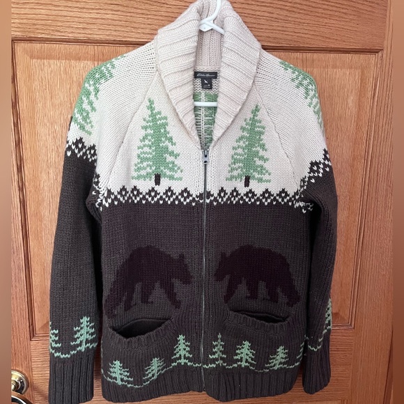 Eddie Bauer Wool blend, cable knit, bear & tree thick sweater - Picture 1 of 5